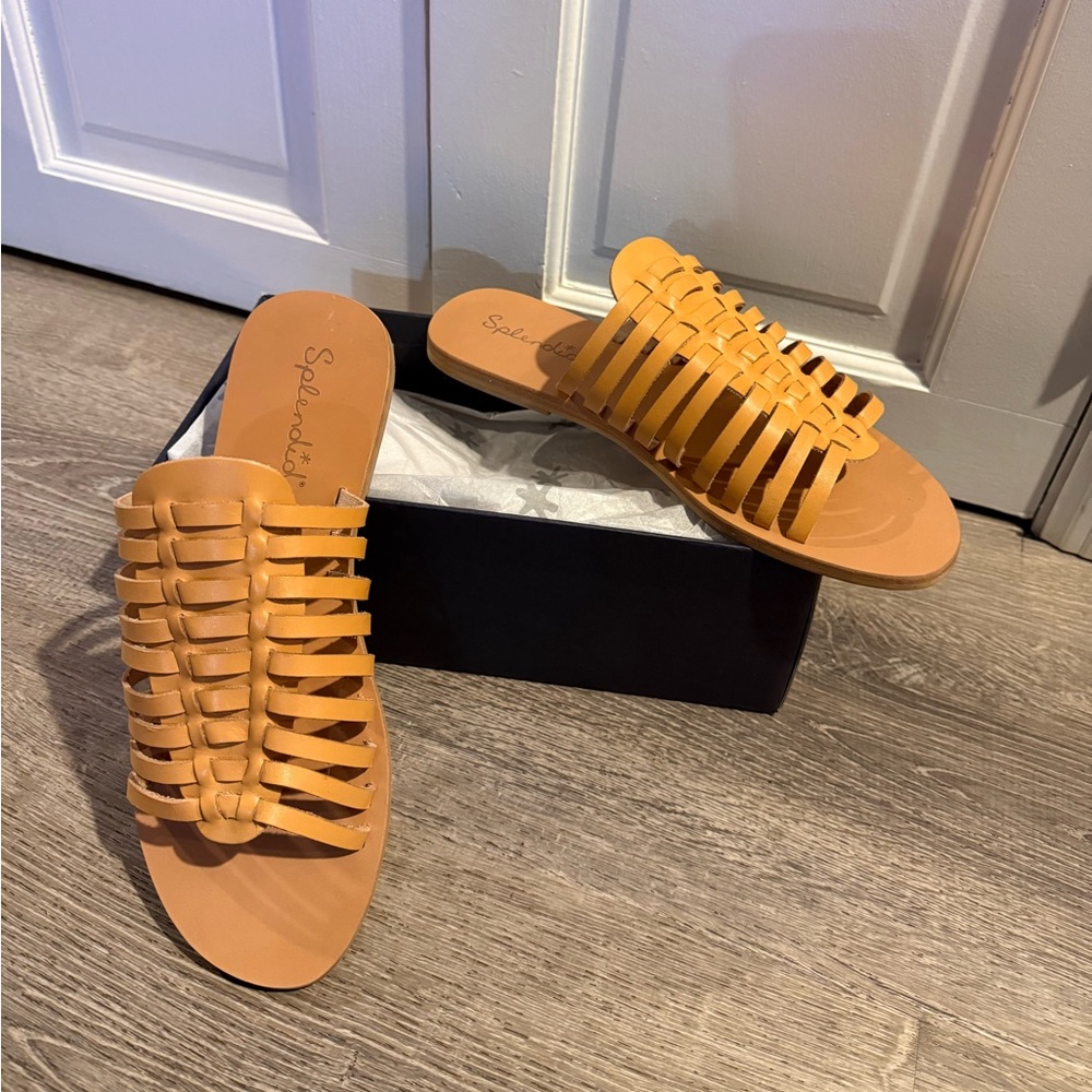 SPLENDID strappy slides. Style:Talula 
color: Natural size 10